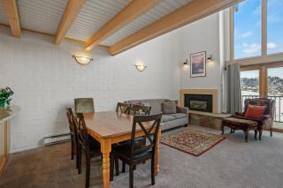 2 Outdoor Hot Tubs, Great Views, Two Bedrooms Plus Loft - 6