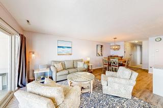 Your Spot by the Sea - 6