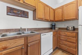 Good Quality, Convenient Location, Great Prices - 1