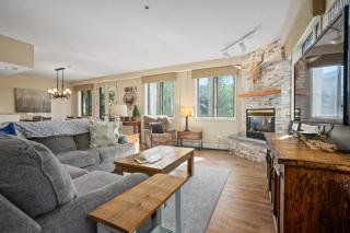 Pool, Hot Tub, Balcony over Burgess Creek, Walk to Gondola Square - 2