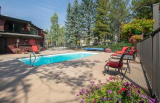 Outdoor Pool and Hot Tub, Air Conditioned, 135 Steps From Ski Access - 0