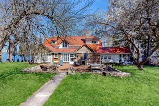 Antique Lake Front Getaway- The Lake House - Ripon - 0