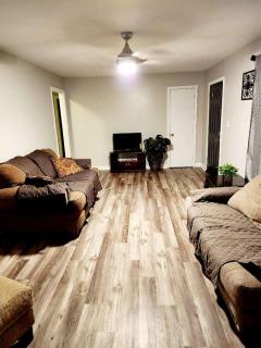 Spacious Room close to downtown and events - Greensboro - 0