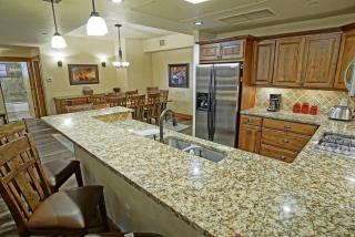 Air Conditioning, Heated Pools, Hot Tubs, Private Washer & Dryer - 5