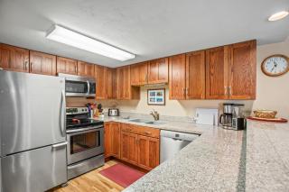 Pools and Hot Tubs, Free Bus & Private Shuttle, Ground Floor - 4