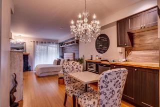 Cozy Loft in the Heart of St-Sauveur Village! - 0