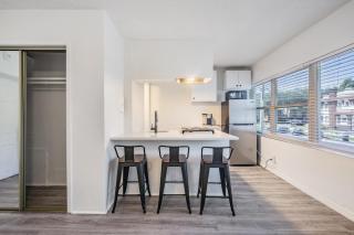 Spacious Studio Apartment near Nightlife & Dining! - Sint-Petersburg - 5