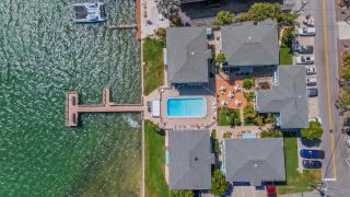 Water View & Heated Pool - Steps to Sand, Bayview Beauty B-5 - 2