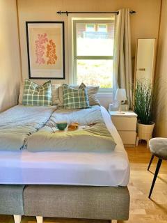 Spacious cabin with a fabulous view and a sauna - 1