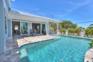 Dream Vacation Beach House - Clearwater Beach - 0