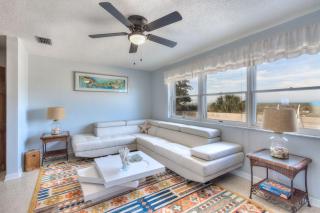 Gulf Breeze - Gulf Front Monthly Rental - Clearwater Beach - 4