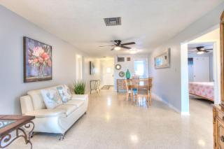 Gulf Breeze - Gulf Front Monthly Rental - Clearwater Beach - 1