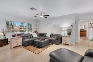 Paradise Corner - Monthly Beach Vacation Rental! - 5