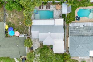 Poolside Oasis - Just Steps to The Sand! - Monthly Beach Rental - Clearwater Beach - 6