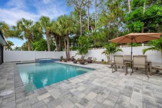 Poolside Oasis - Just Steps to The Sand! - Monthly Beach Rental - Clearwater Beach - 2