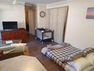 Narnie's Place in Narangba - Relaxed Space with Breakfast - Narangba - 7