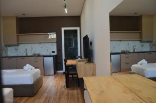 V&V Apartments - Sarandë - 3
