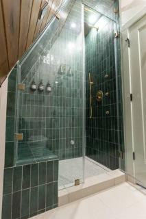 Newly Built, Mid-Lakeside A-Frame with Hot Tub and Steam Shower - Alliance - 8