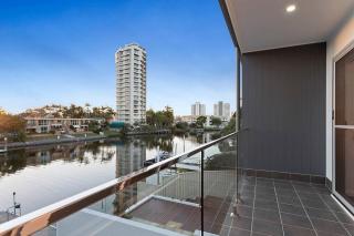 Bliss At Surfers Paradise - 0