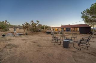 Stargazing - Cowboy Pool - Spa - Firepit - Views - Hike - Yucca Valley - 3