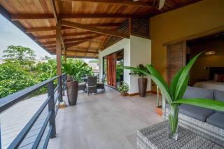 Modern Two Story Beach house - 2