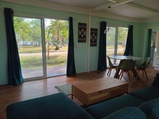 Surf 1 and Surf 2 - Port Vila - 6