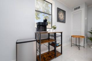 Be A Nomad - Green Sea 1blk to beach - Bottom - 2