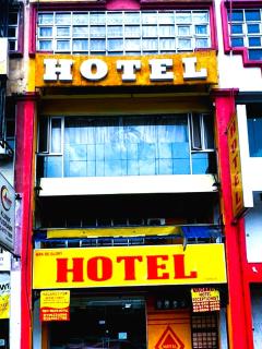 ARK Hotel Taman Samudra - 0