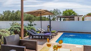 Holiday Home with pool near the beach, great location by WiiBuk - 7