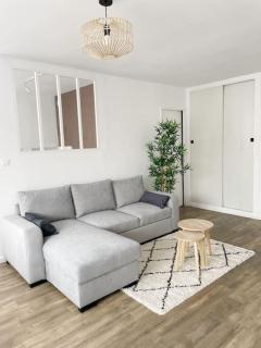 T2 plein centre avec stationnement - Bourgoin - 2