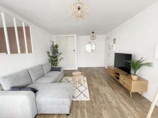 T2 plein centre avec stationnement - 1