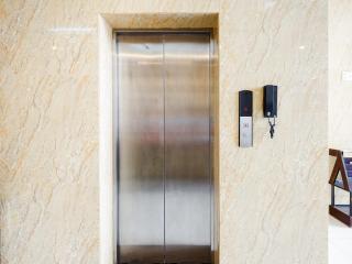 Nhat Linh Hotel & Suites Da Nang - Da Nang - 6