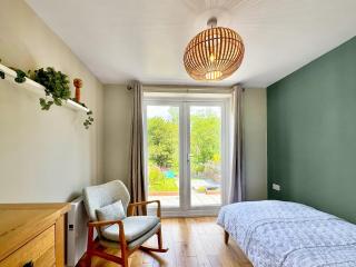 Treetops Apartment - Bristol - 5