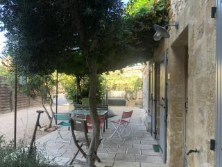 Maison de village en duo avec 150m2 au Rdc et la suite parentale ou en famille avec 4 chambres 250m2 intérieur - Montfaucon - 6