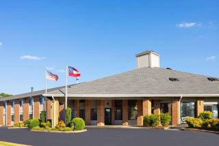 Baymont by Wyndham LaGrange - La Grange - 7