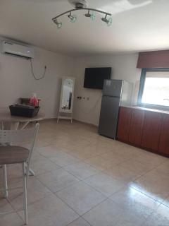 Apartment 4 - 8