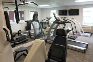 Quality Inn & Suites - - 5