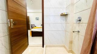 BluO Studio4 Golf Course Road - Gym, Balcony, Lift - 1