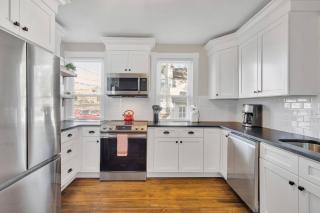 Prime West Hartford Center- Timeless Charm - West Hartford - 0