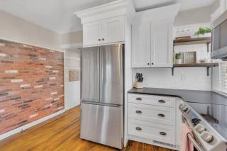 Prime West Hartford Center- Timeless Charm - West Hartford - 4
