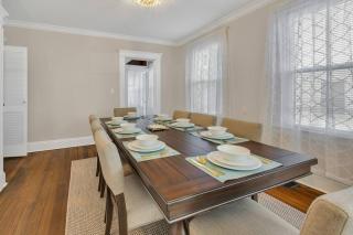 Prime West Hartford Center- Timeless Charm - West Hartford - 3