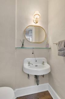 Prime West Hartford Center- Timeless Charm - West Hartford - 1