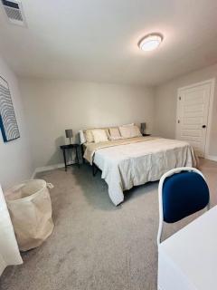 Home away from home - Near Blue Oval City - Arlington - 4