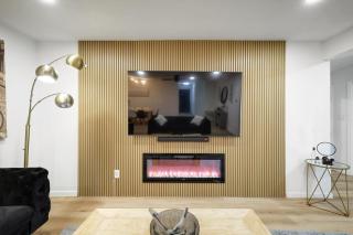 Panoramic 4BR 3BA Holiday Home with Pool, Grill, Sauna & Game Room - 3