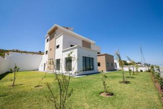 Villa Famille - Luxe & Confort - Jardin & Piscine - TANGER - VacayX - Tangeri - 0