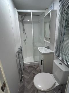 Nr 90 Neues, ruhiges Ferienhaus direkt am Wattenmeer, hundefreundlich, komplett eingezäunt - 5