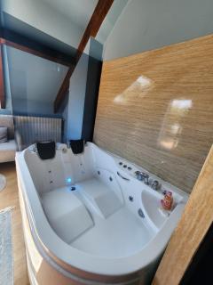 Bleu studio jaccuzi appart - Sevran - 5