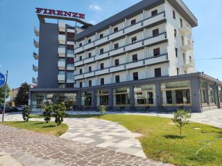 Hotel Firenze - Abano Terme - 0