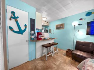 Tropic Terrace Suite #23 - Beachfront Rental - 1