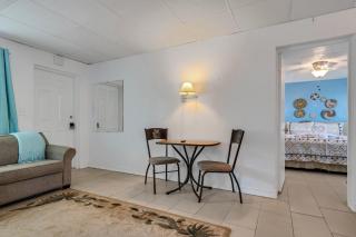 Tropic Terrace #19 - Beachfront Resort Suite - St Pete Beach - 5